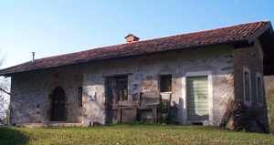 Canelli, cascina